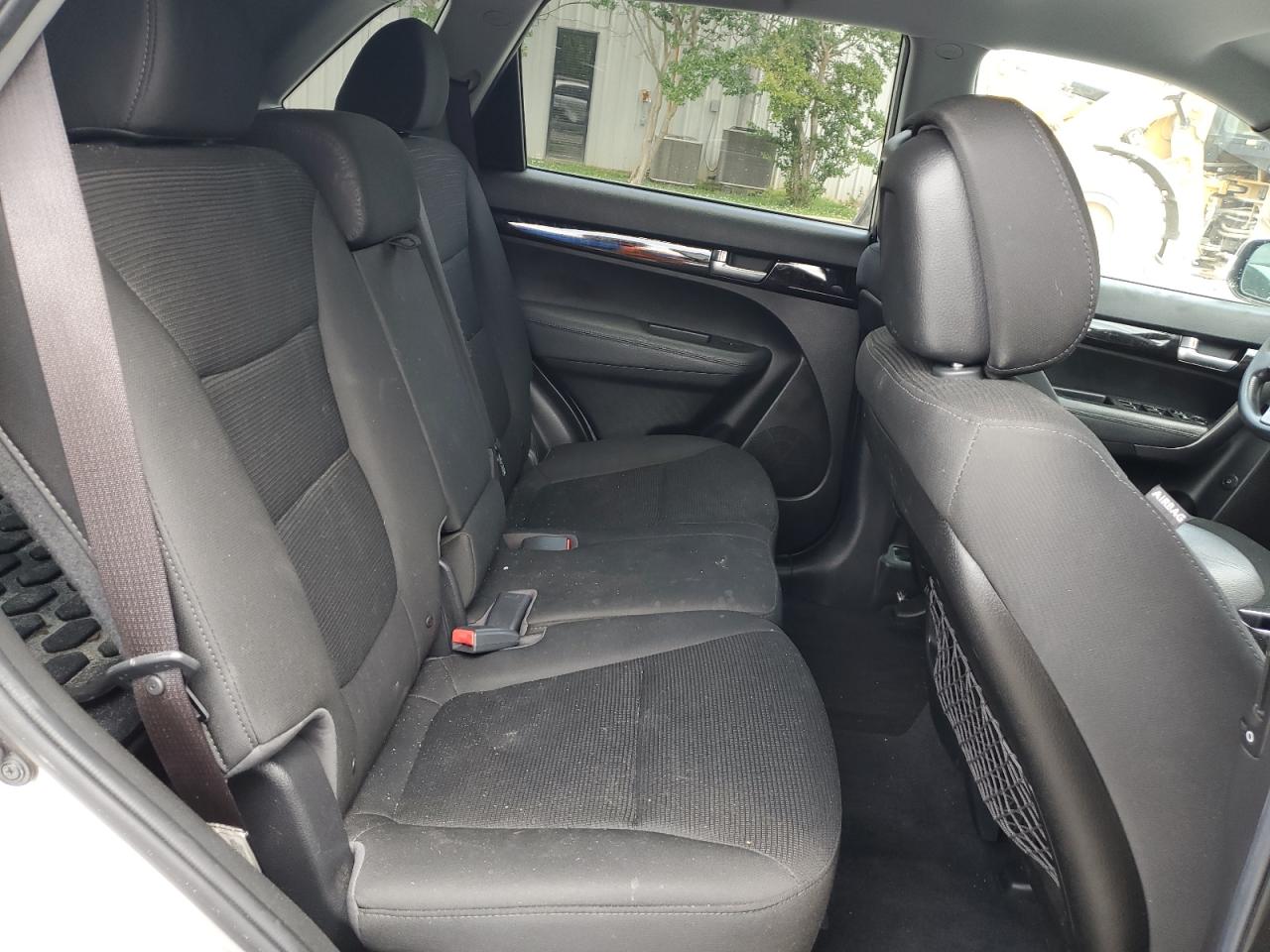 2014 KIA SORENTO LX photo 11