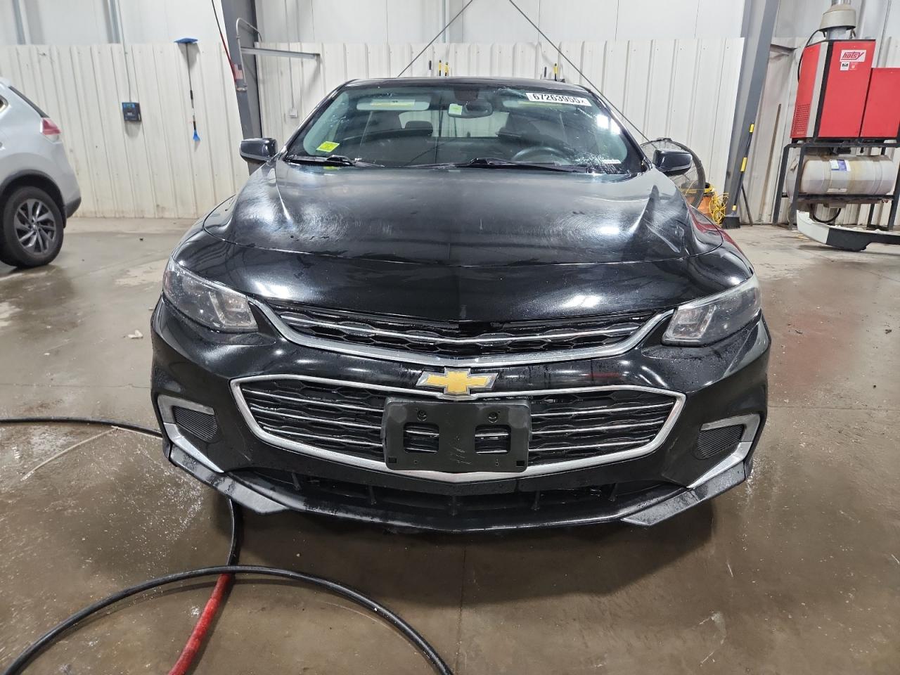 2017 CHEVROLET MALIBU LT photo 5