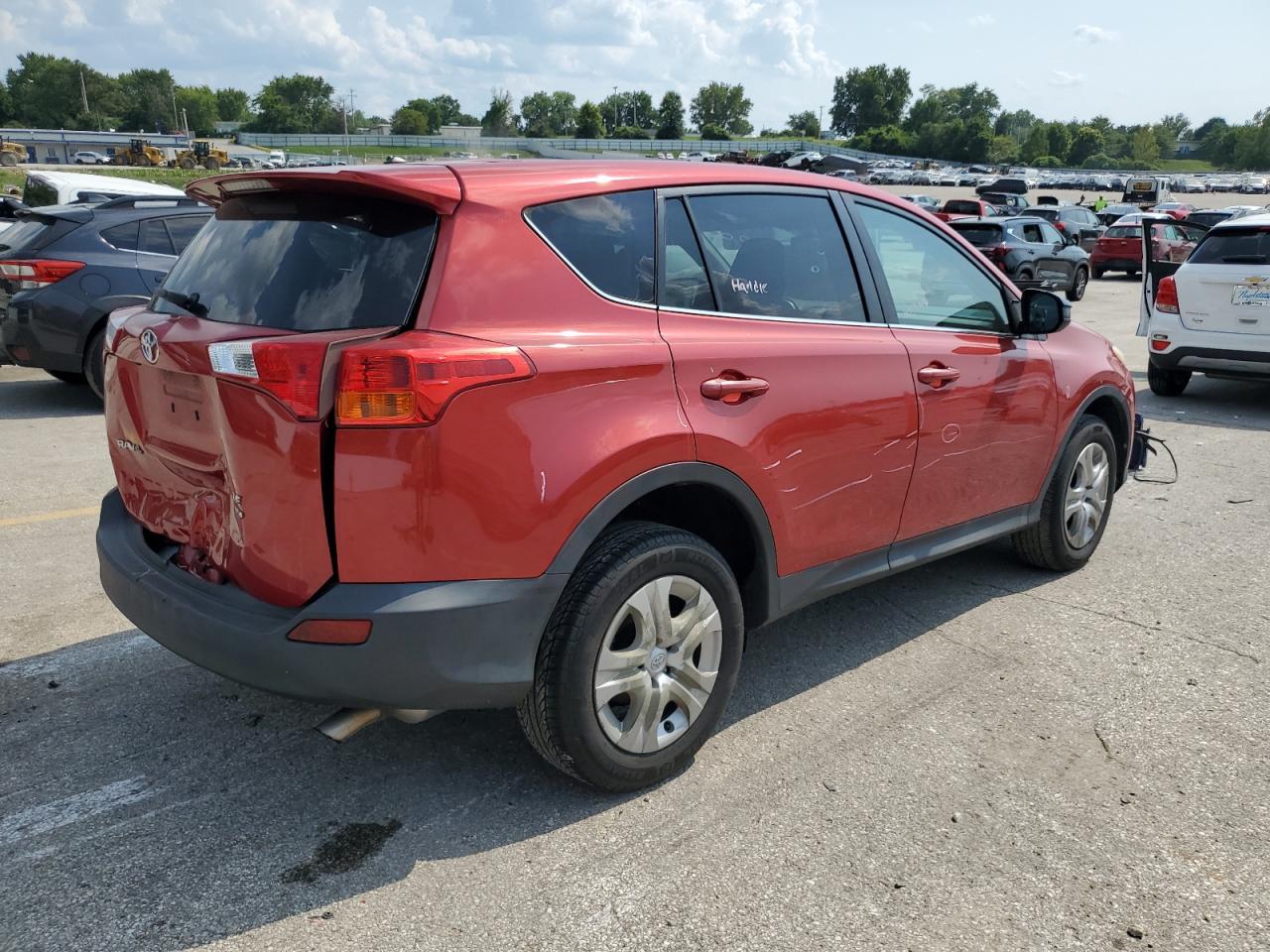 2014 TOYOTA RAV4 LE photo 7