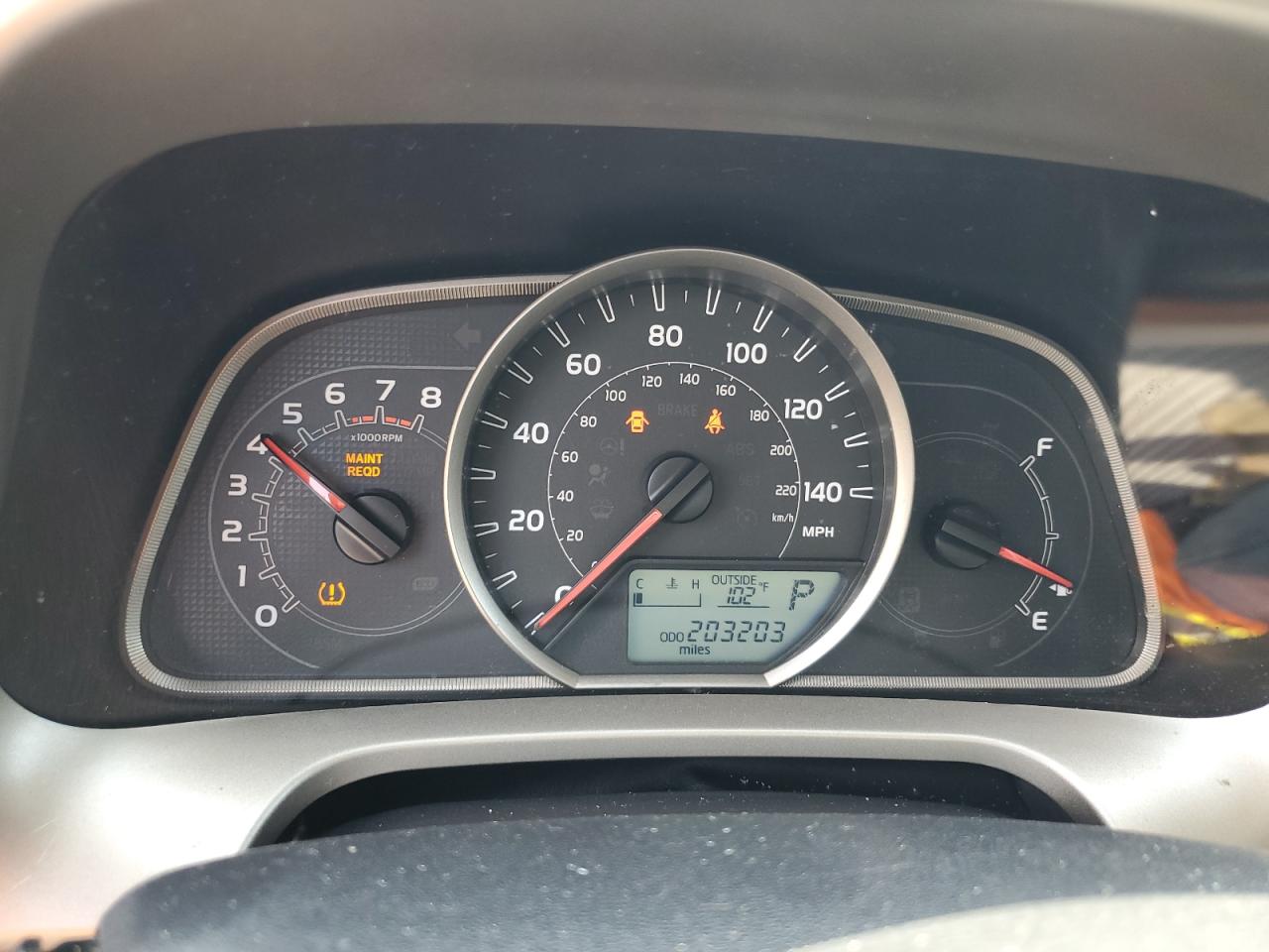 2014 TOYOTA RAV4 LE photo 25