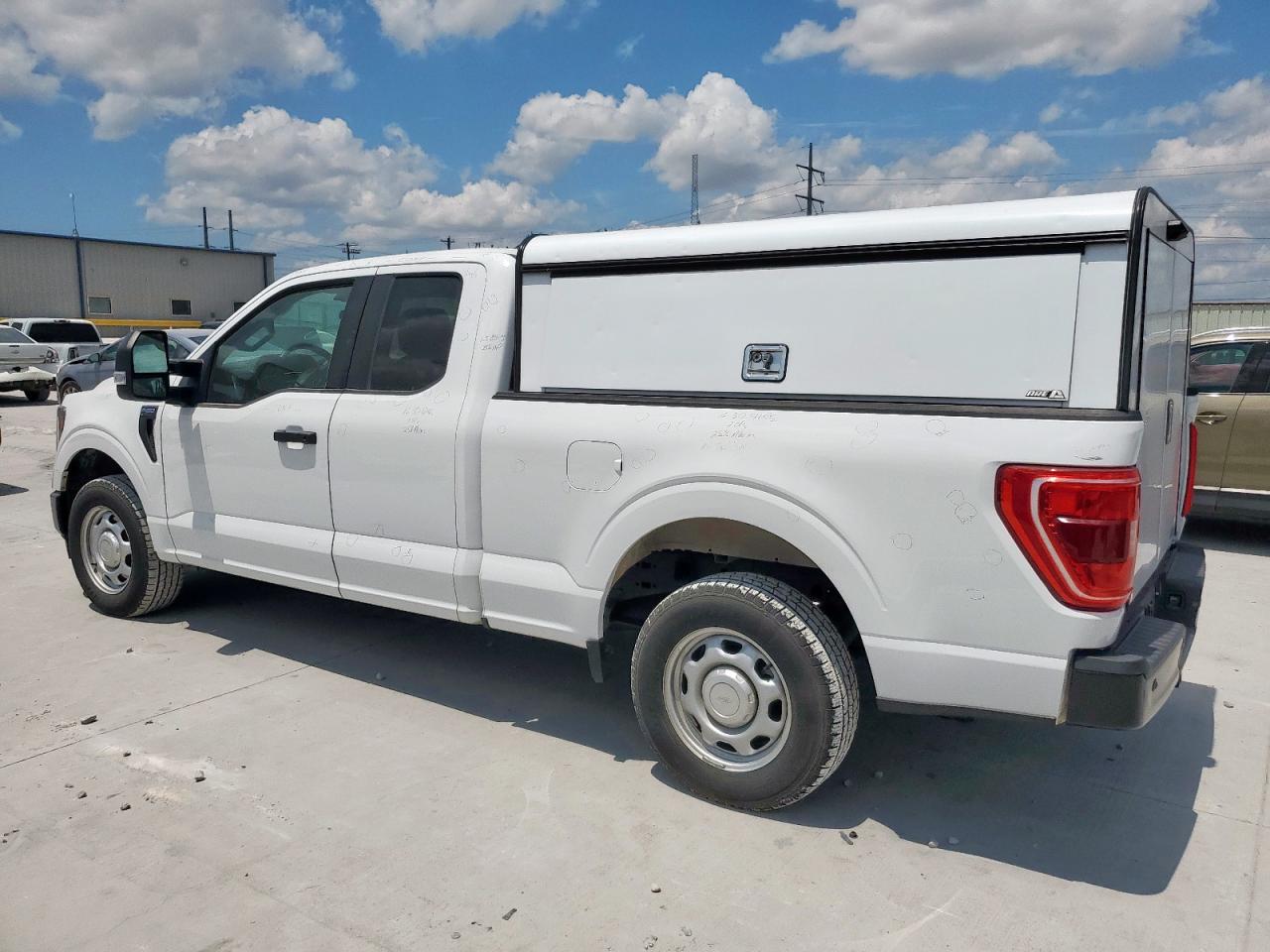 2023 FORD F150 photo 2