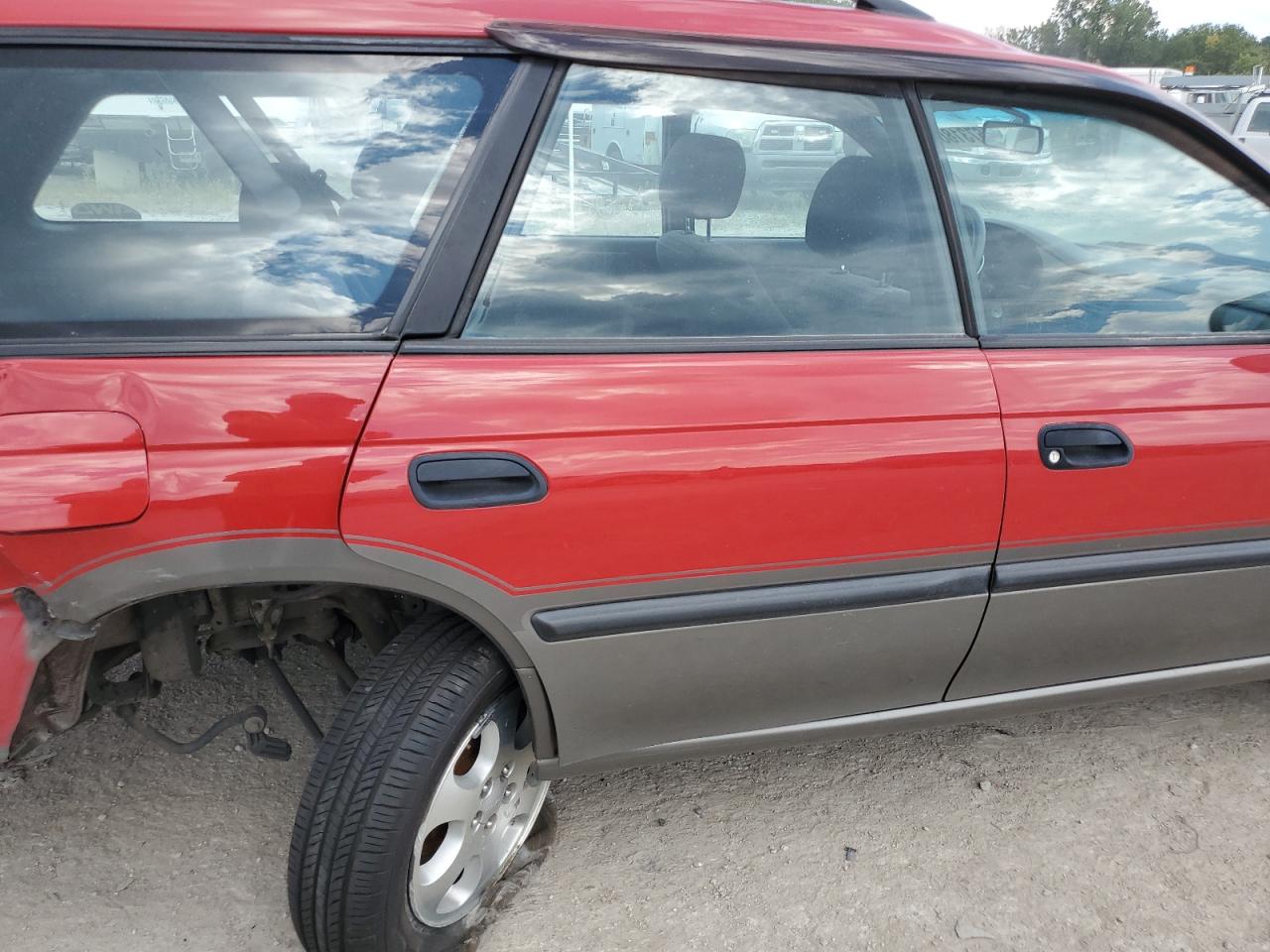 1999 SUBARU LEGACY photo 21