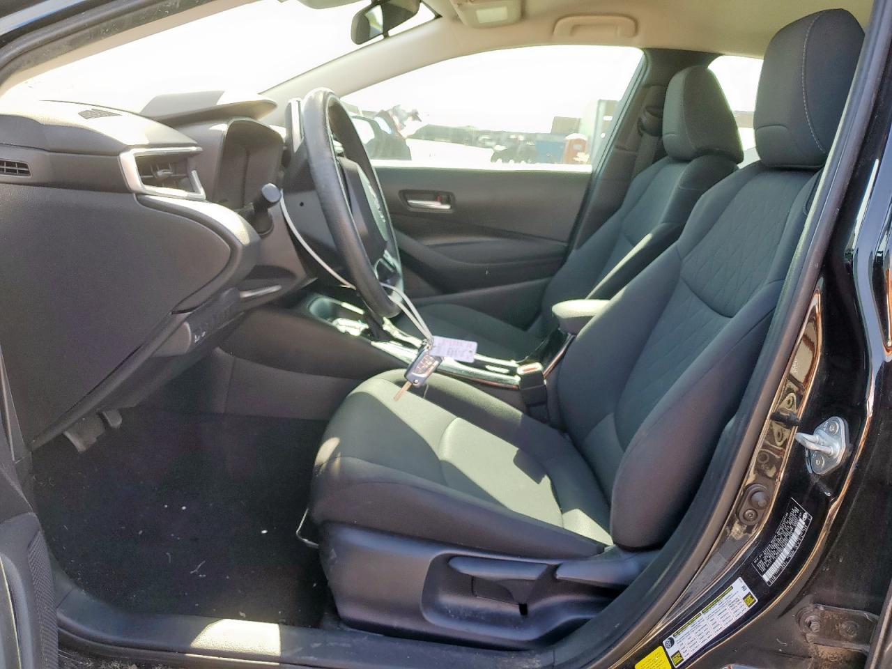 2021 TOYOTA COROLLA photo 19