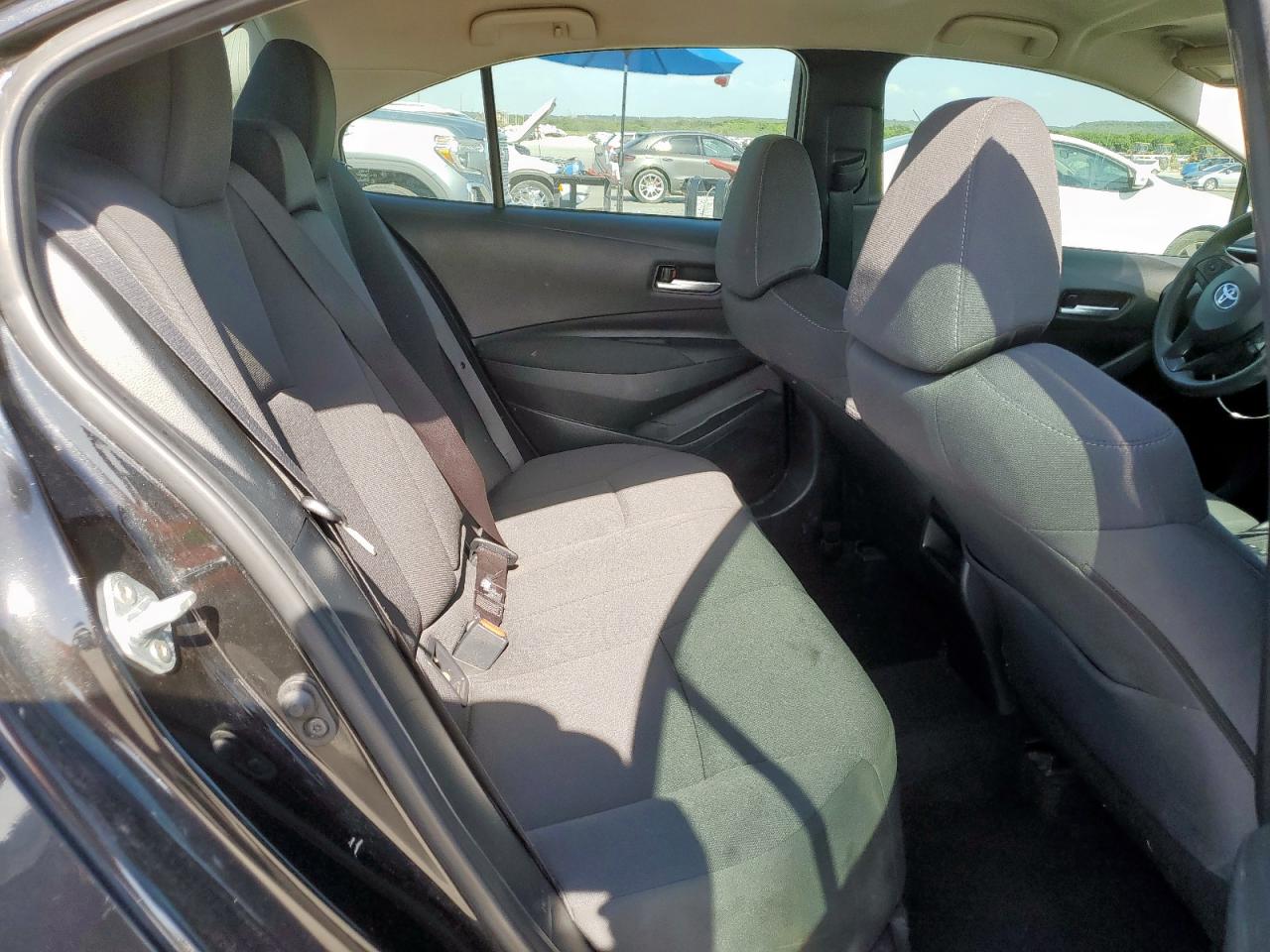 2021 TOYOTA COROLLA photo 28