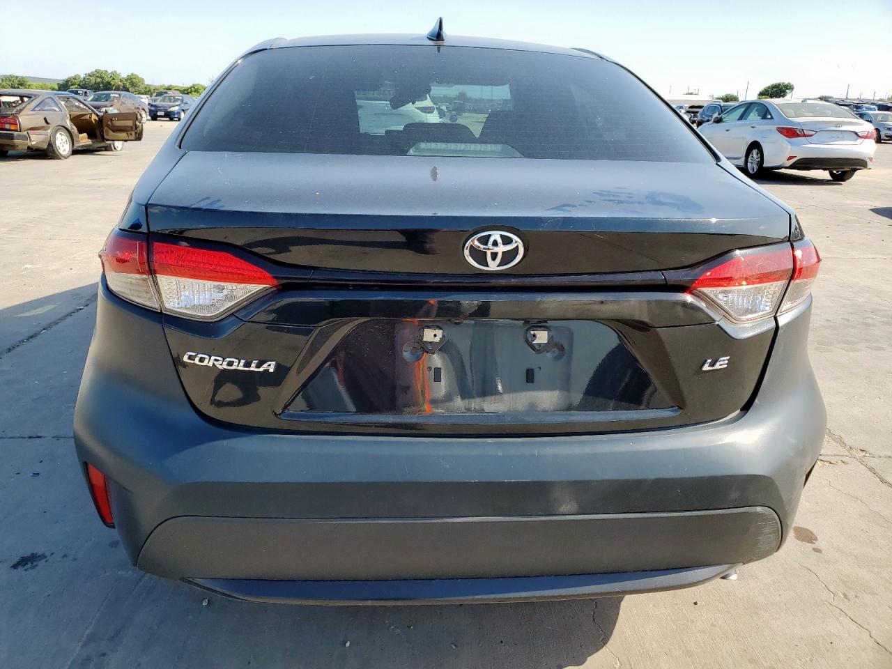 2021 TOYOTA COROLLA photo 16