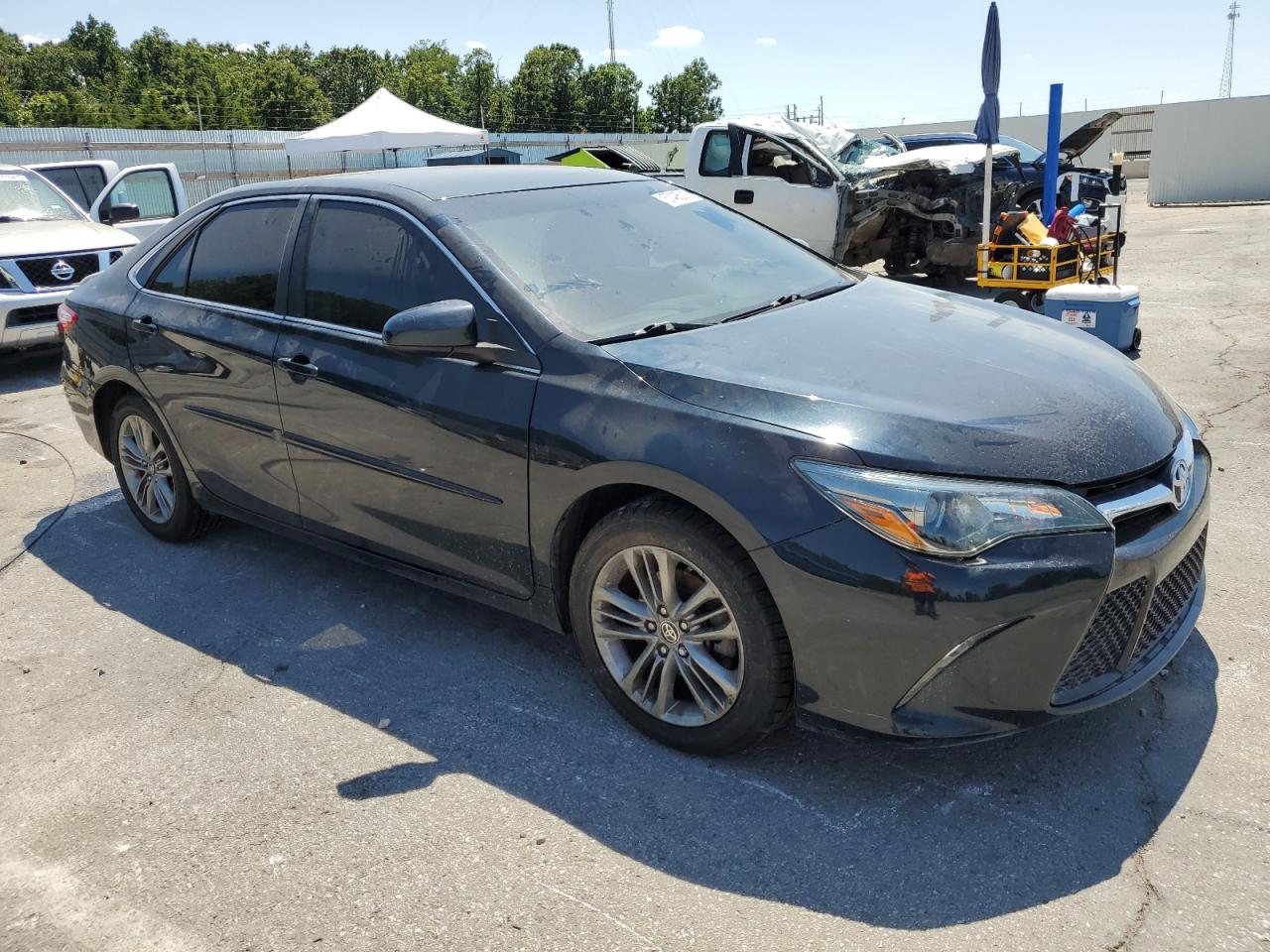 2017 TOYOTA CAMRY LE photo 4
