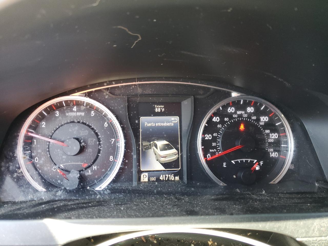 2017 TOYOTA CAMRY LE photo 9