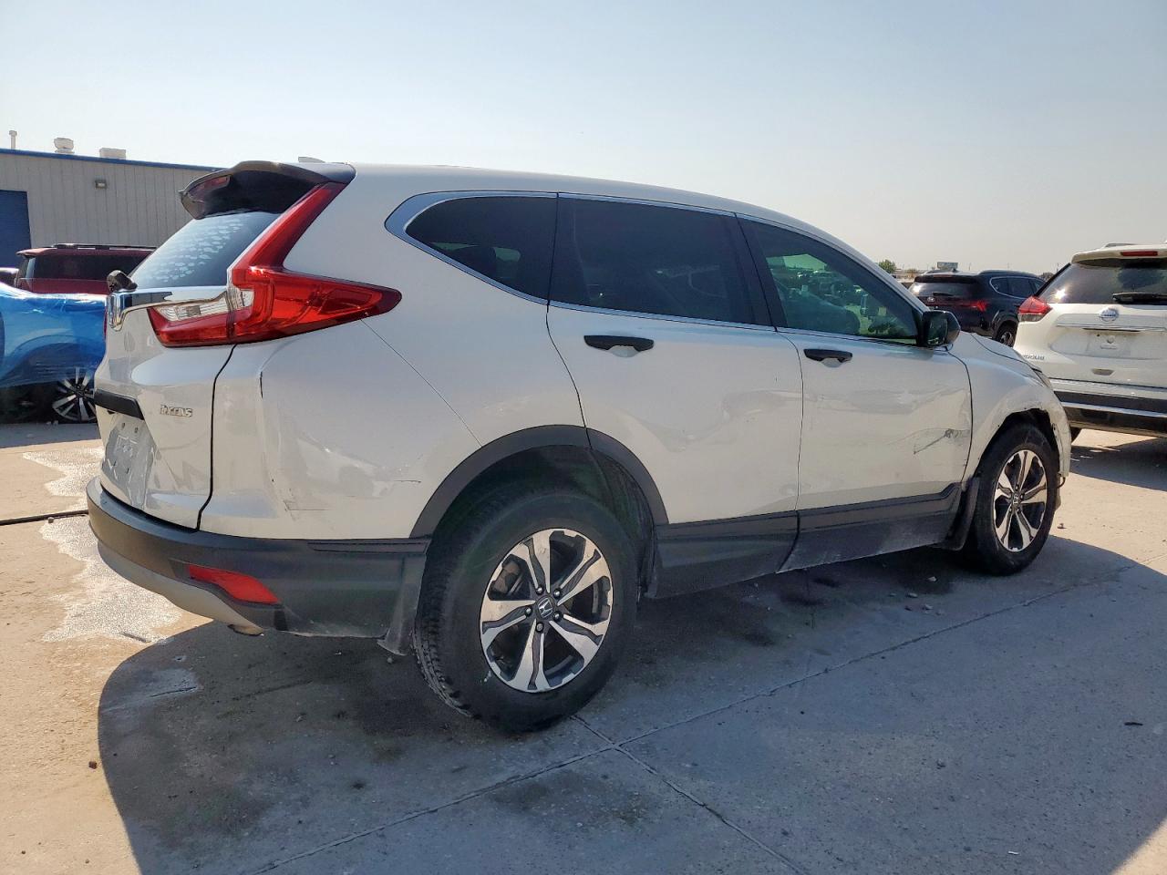 2017 HONDA CR-V LX photo 7