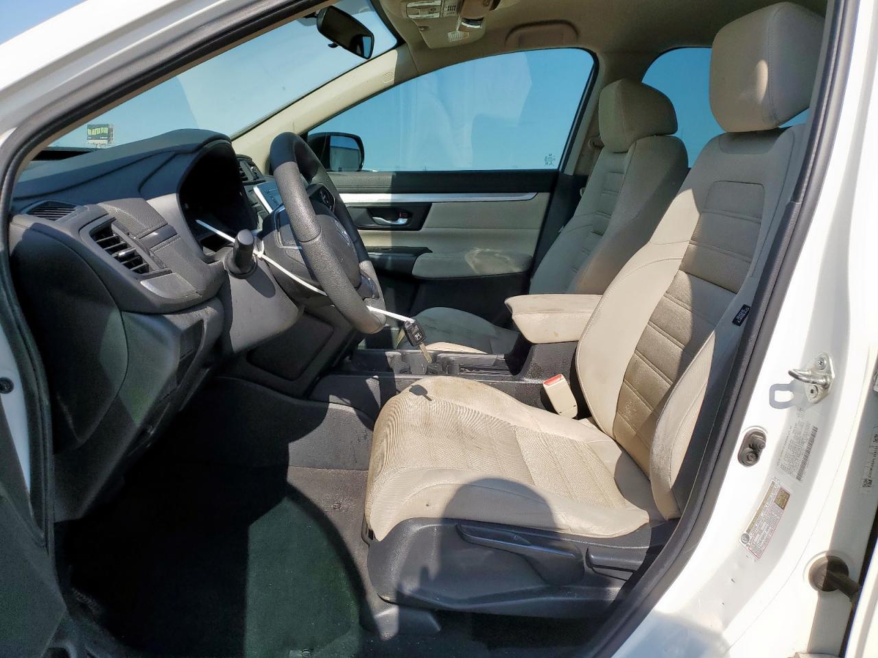 2017 HONDA CR-V LX photo 19