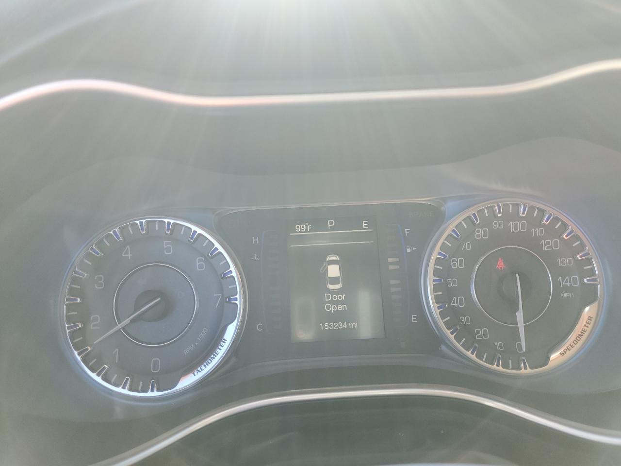 2015 CHRYSLER 200 LIMITED photo 17