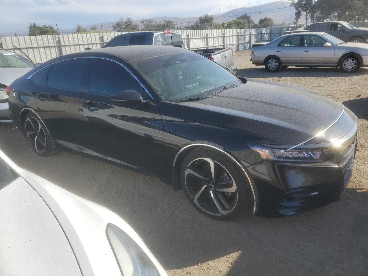 2018 HONDA ACCORD SPORT photo 7