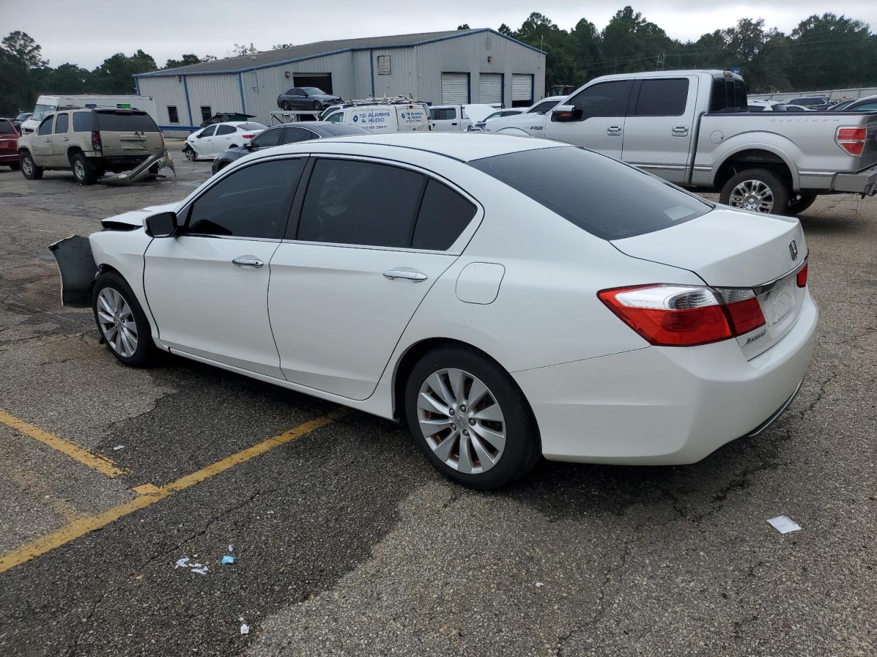 2014 HONDA ACCORD LX photo 4
