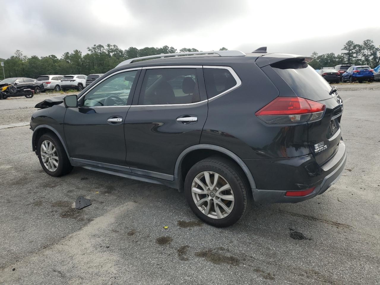 2018 NISSAN ROGUE SV photo 4