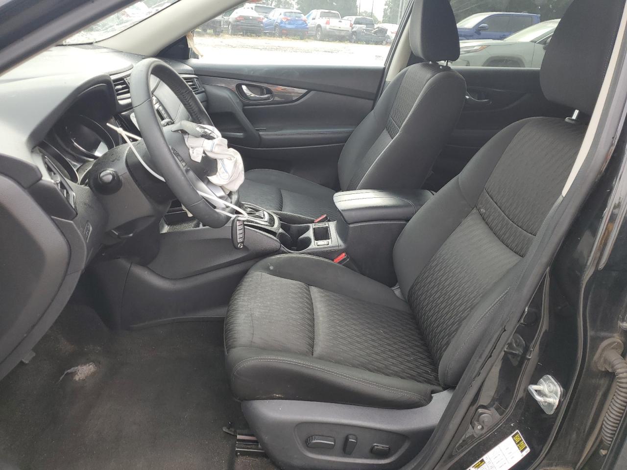 2018 NISSAN ROGUE SV photo 19