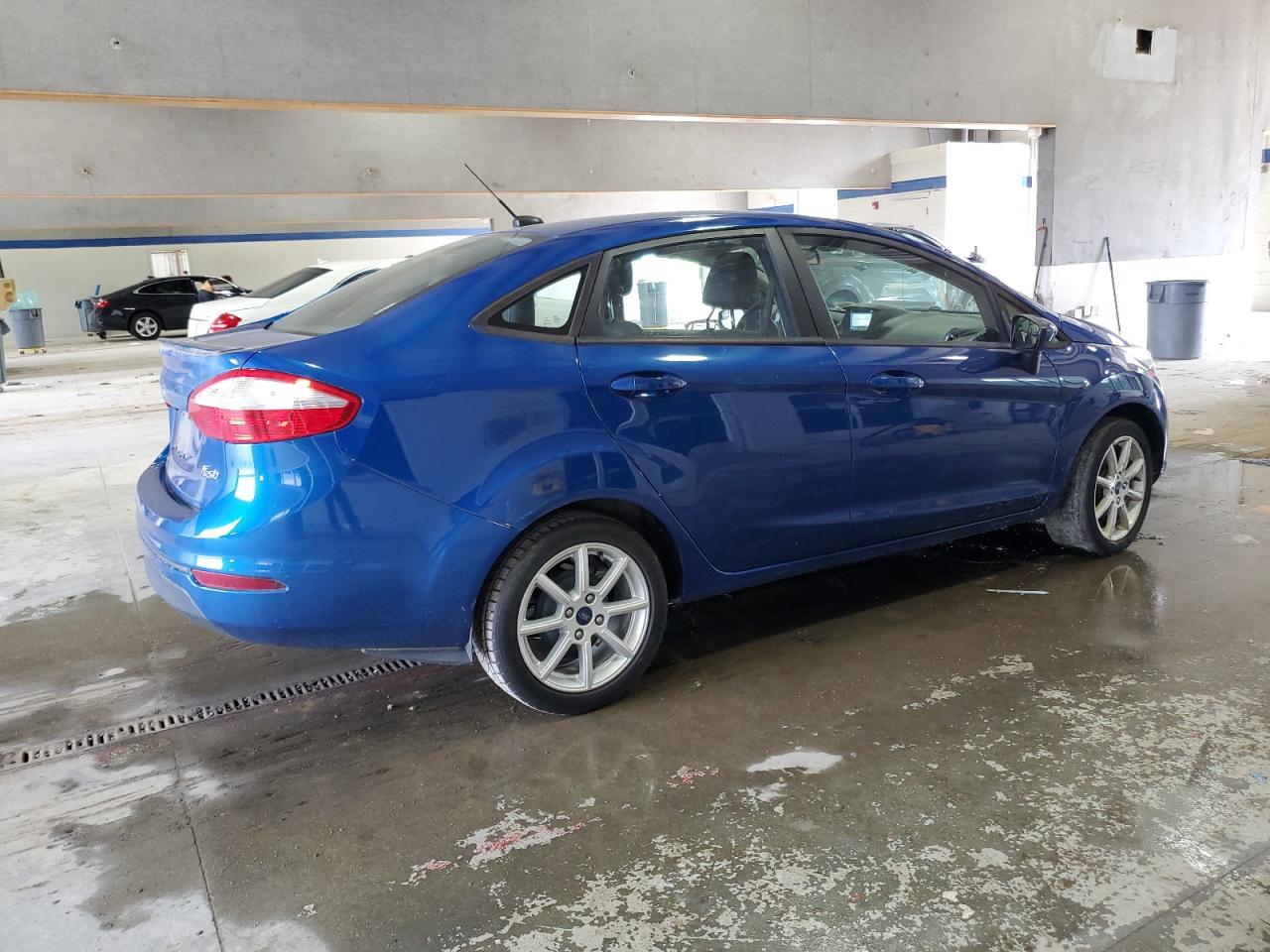 2018 FORD FIESTA SE photo 5