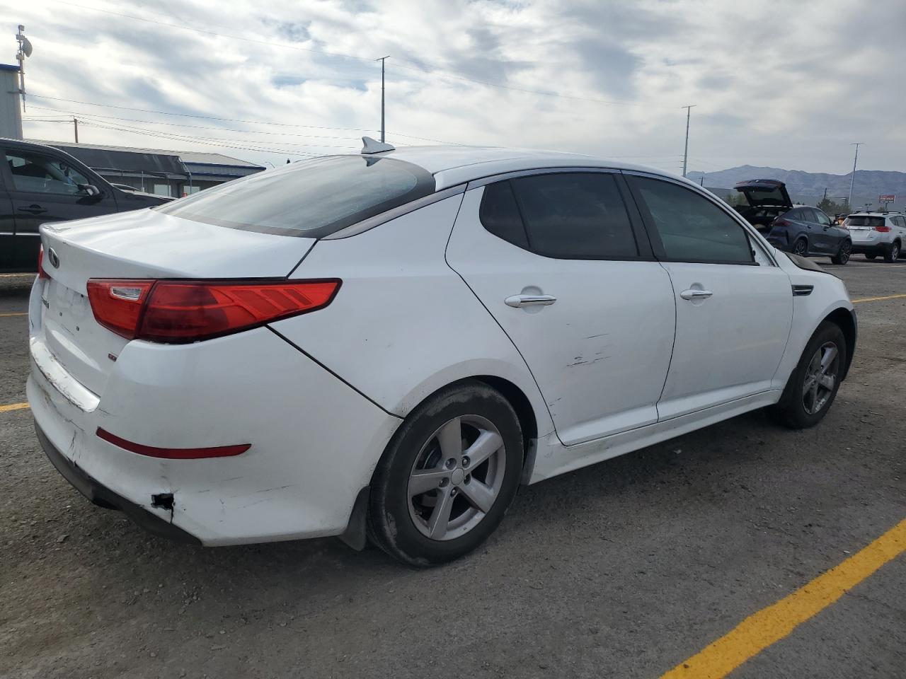 2014 KIA OPTIMA LX photo 3