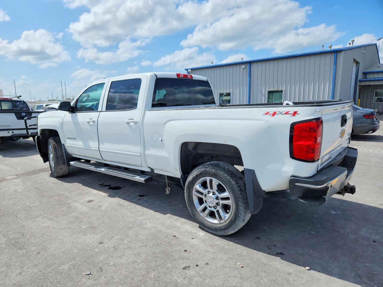 2016 CHEVROLET SILVERADO K2500 HEAVY DUTY LT photo 3