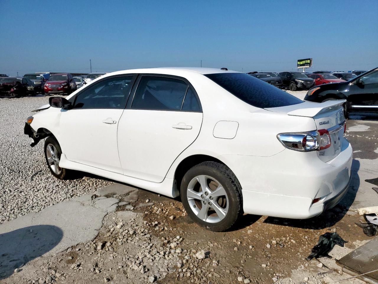 2012 TOYOTA COROLLA S photo 3