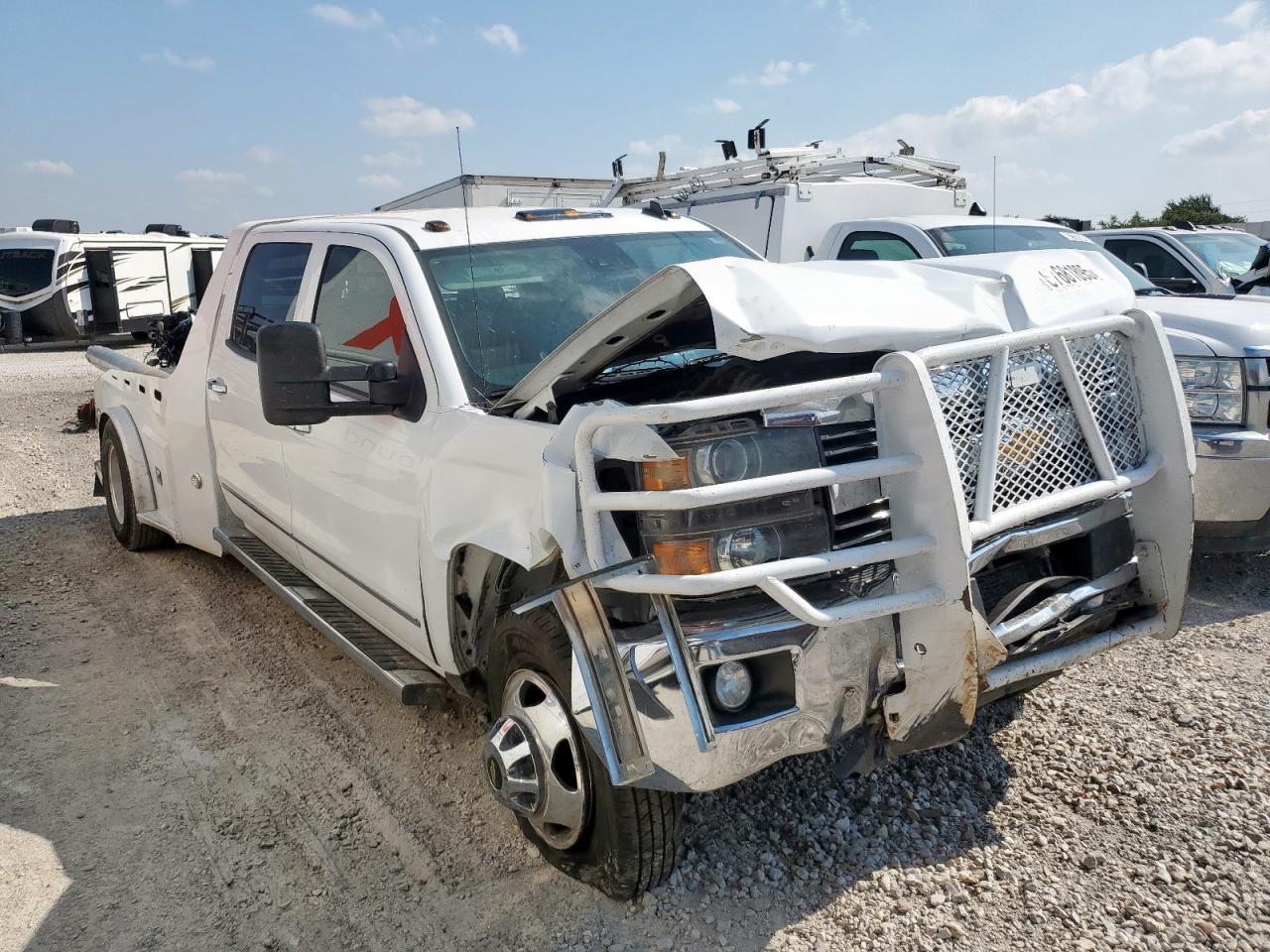 2015 CHEVROLET SILVERADO K3500 LTZ photo 10
