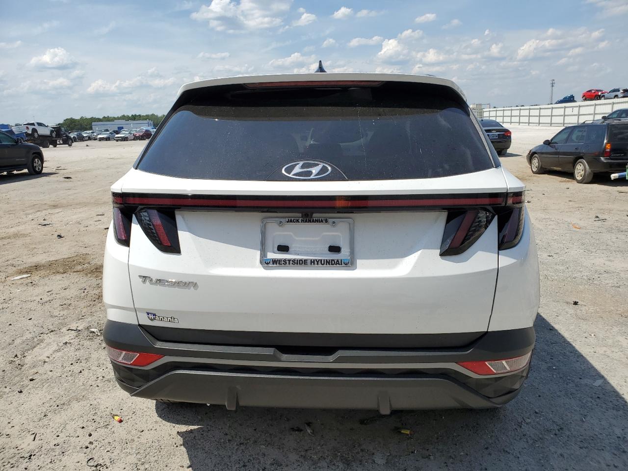 2024 HYUNDAI TUCSON SEL photo 6