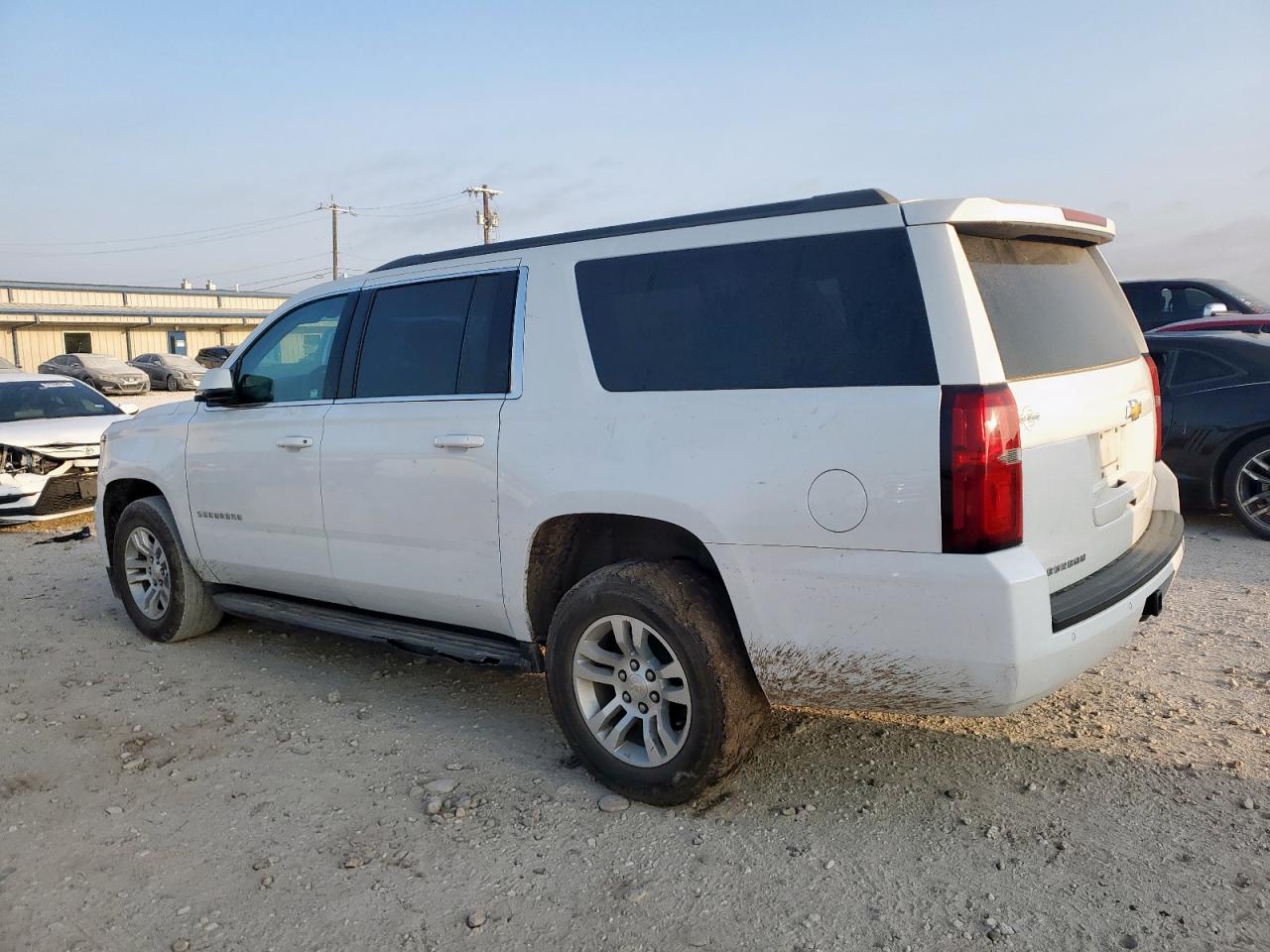 2018 CHEVROLET SUBURBAN C1500 LS photo 4