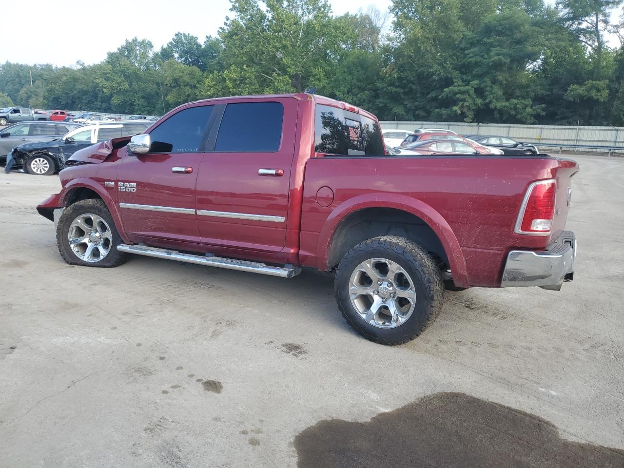 2015 RAM 1500 LARAMIE photo 2