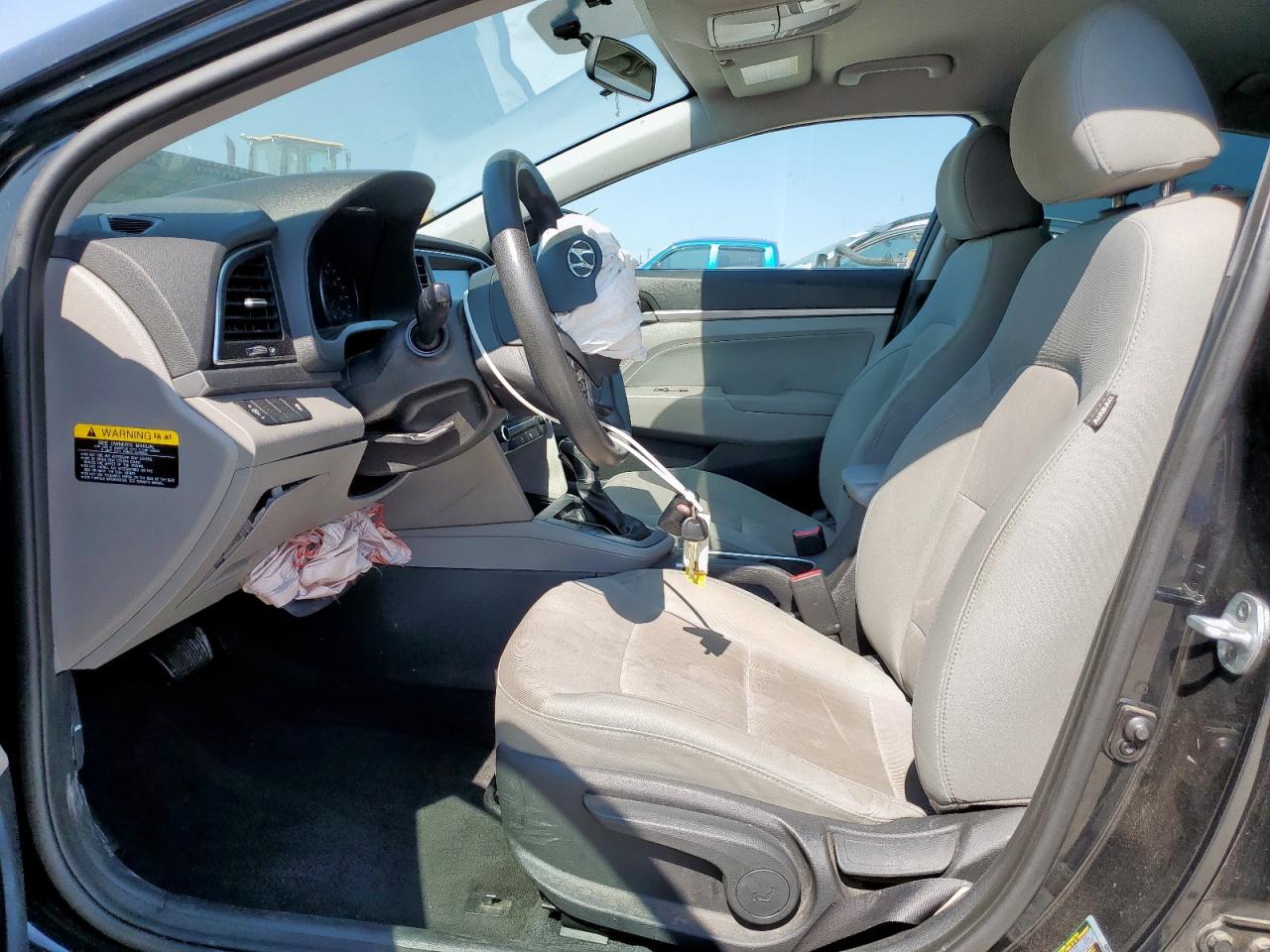 2017 HYUNDAI ELANTRA SE photo 19