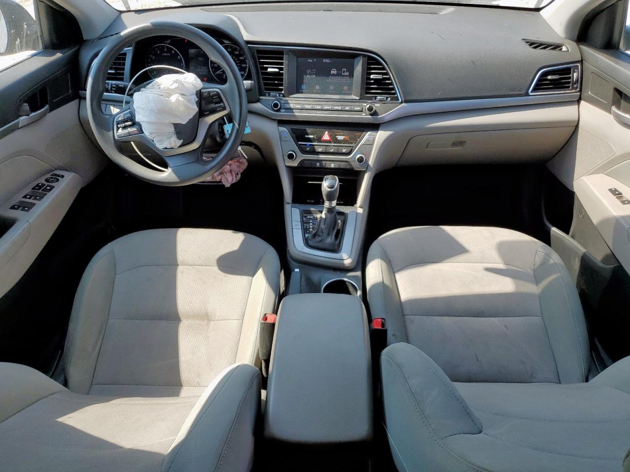 2017 HYUNDAI ELANTRA SE photo 22