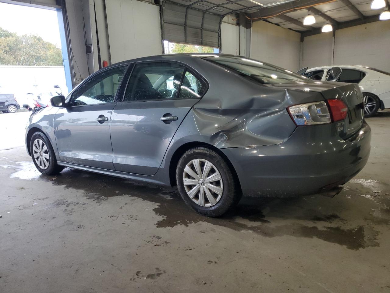 2014 VOLKSWAGEN JETTA BASE photo 4