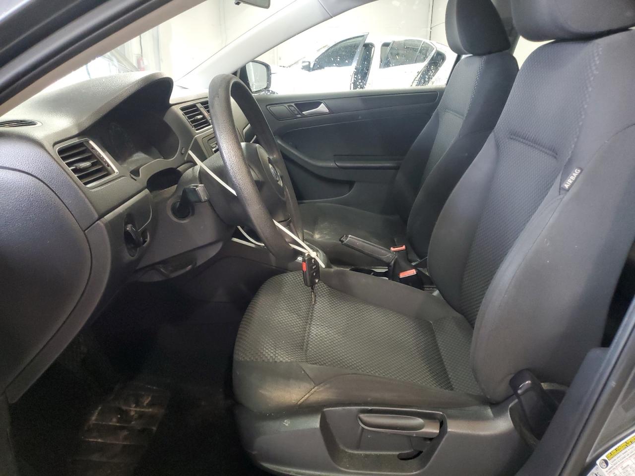 2014 VOLKSWAGEN JETTA BASE photo 19