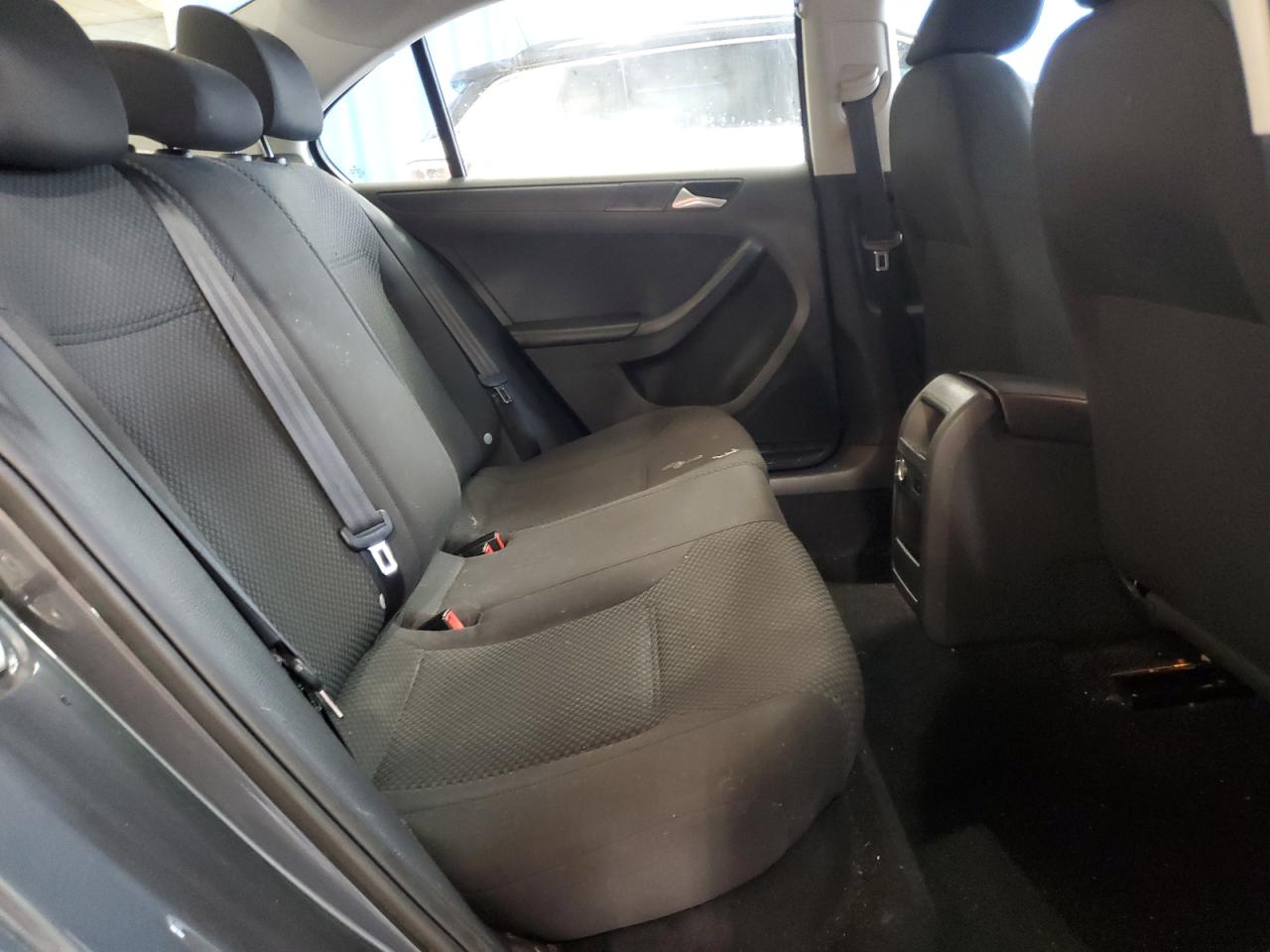 2014 VOLKSWAGEN JETTA BASE photo 28