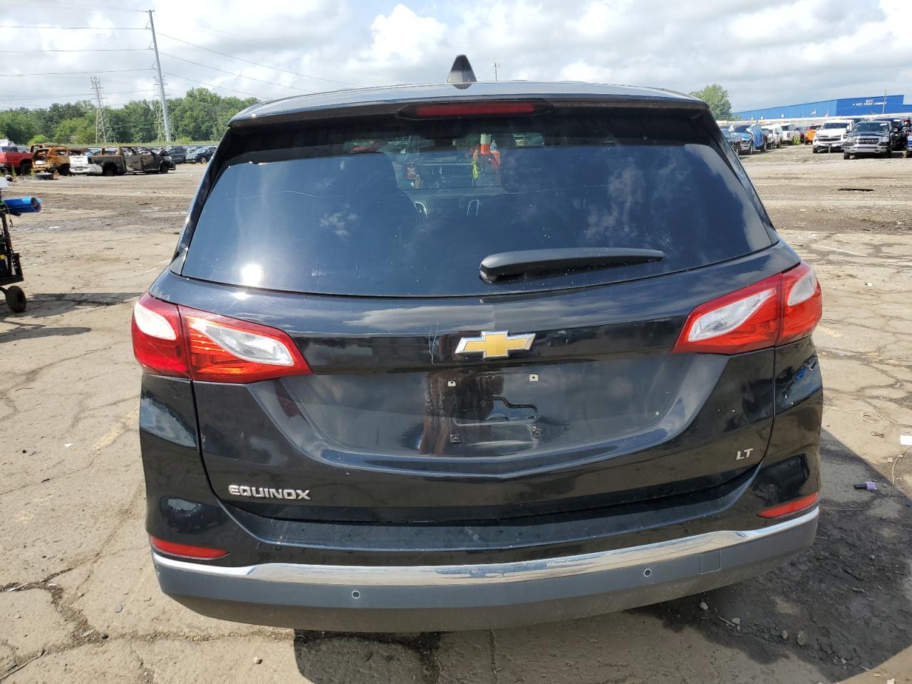 2020 CHEVROLET EQUINOX LT photo 11