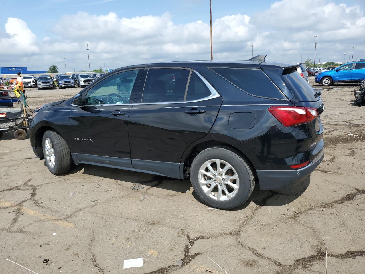 2020 CHEVROLET EQUINOX LT photo 3