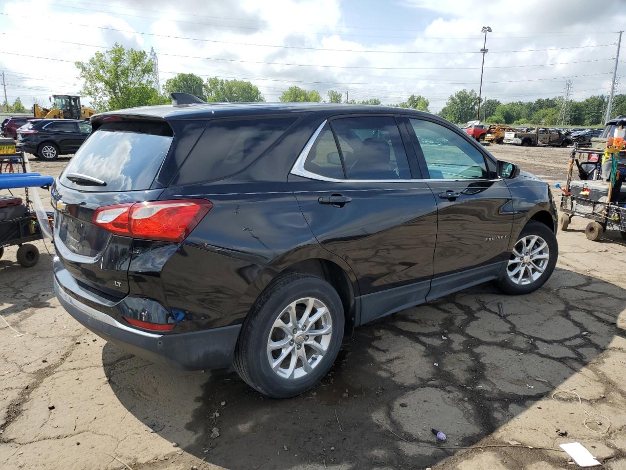 2020 CHEVROLET EQUINOX LT photo 5