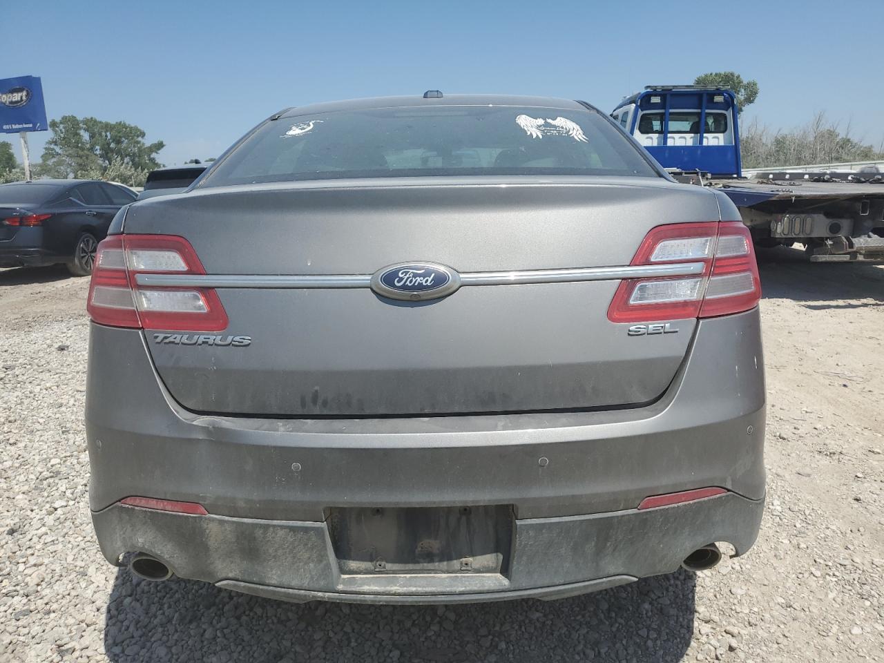 2014 FORD TAURUS SEL photo 6