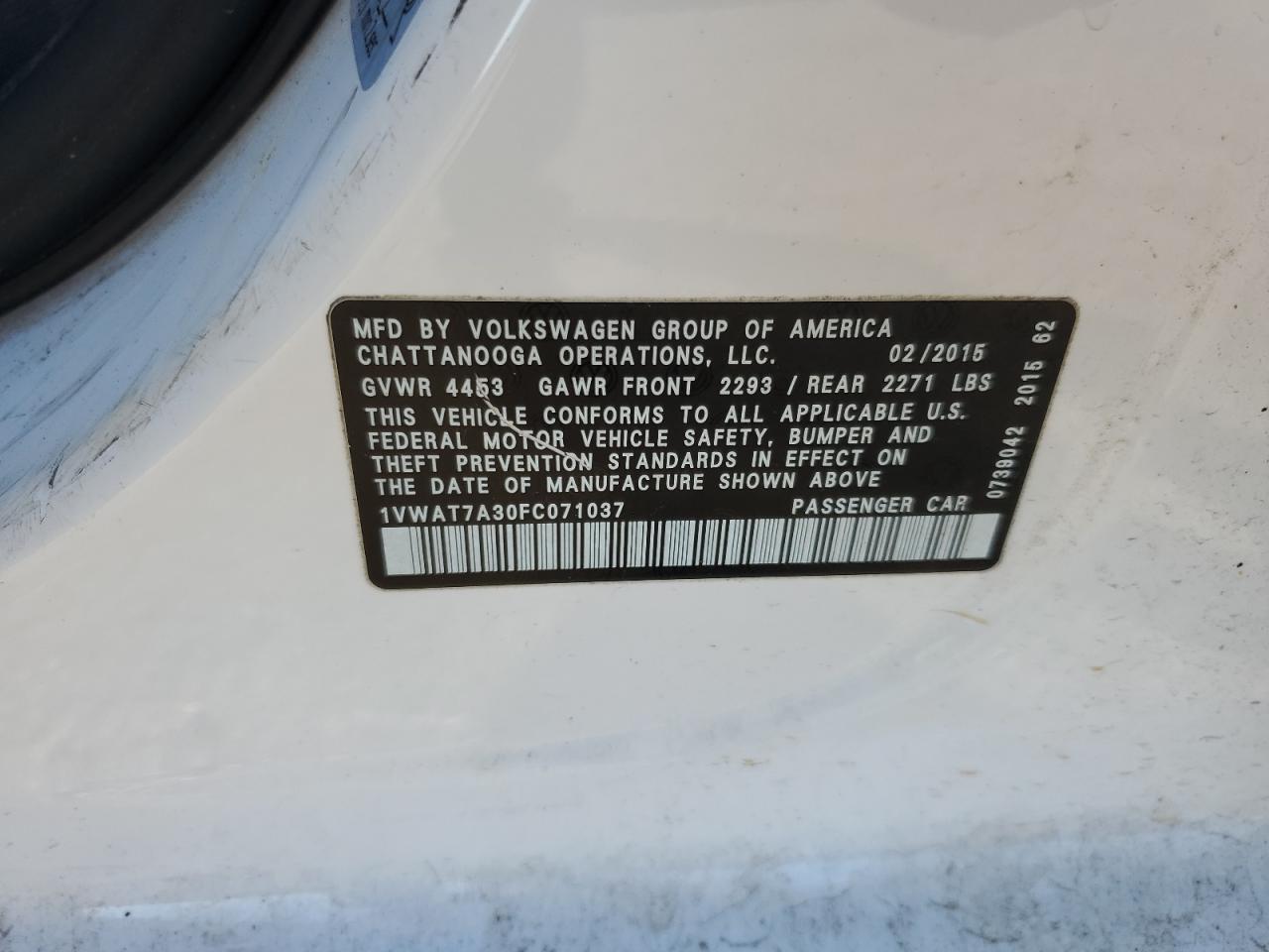 2015 VOLKSWAGEN PASSAT S photo 23