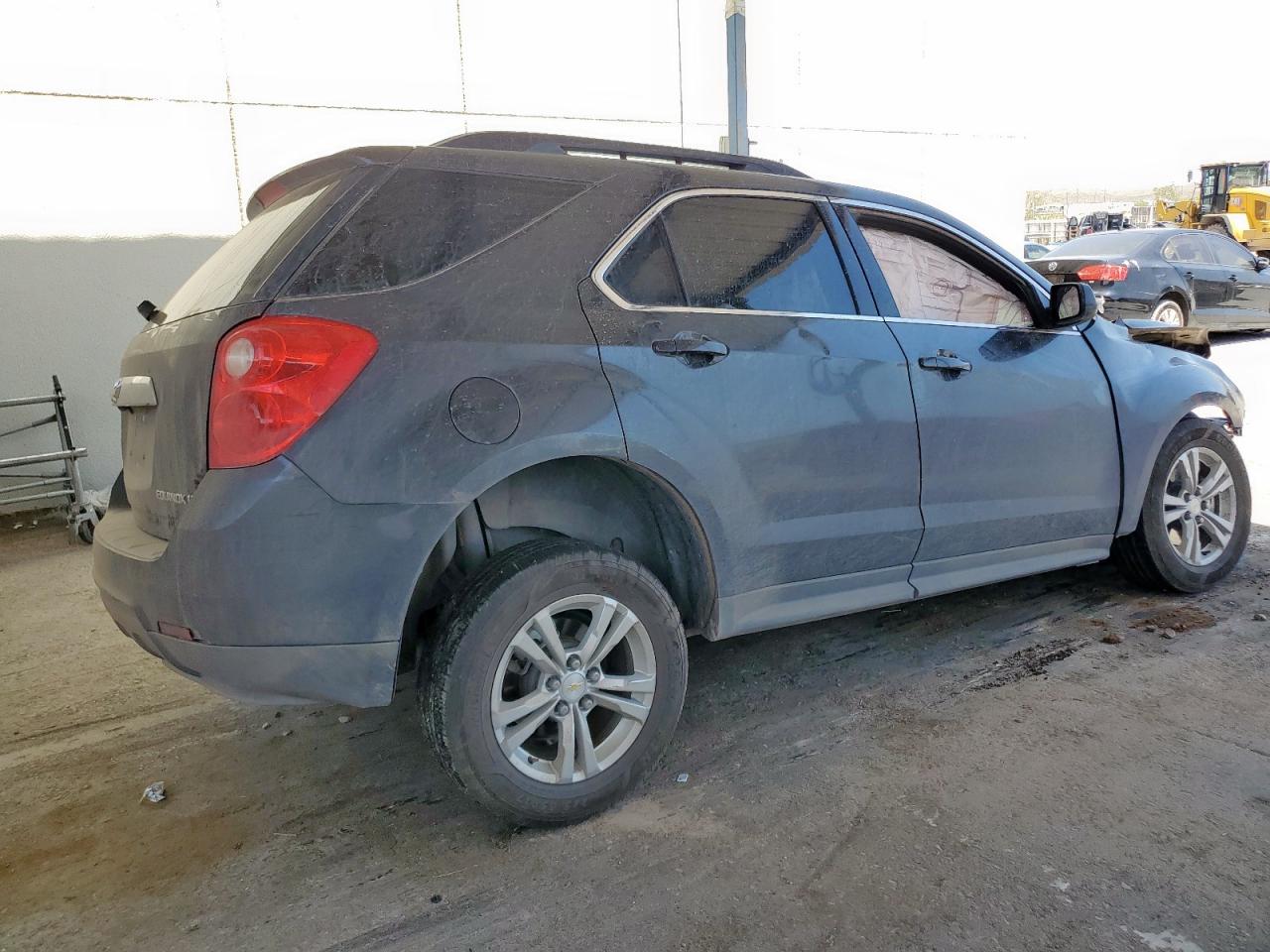 2015 CHEVROLET EQUINOX LT photo 3