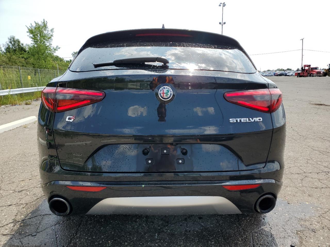 2020 ALFA ROMEO STELVIO photo 16