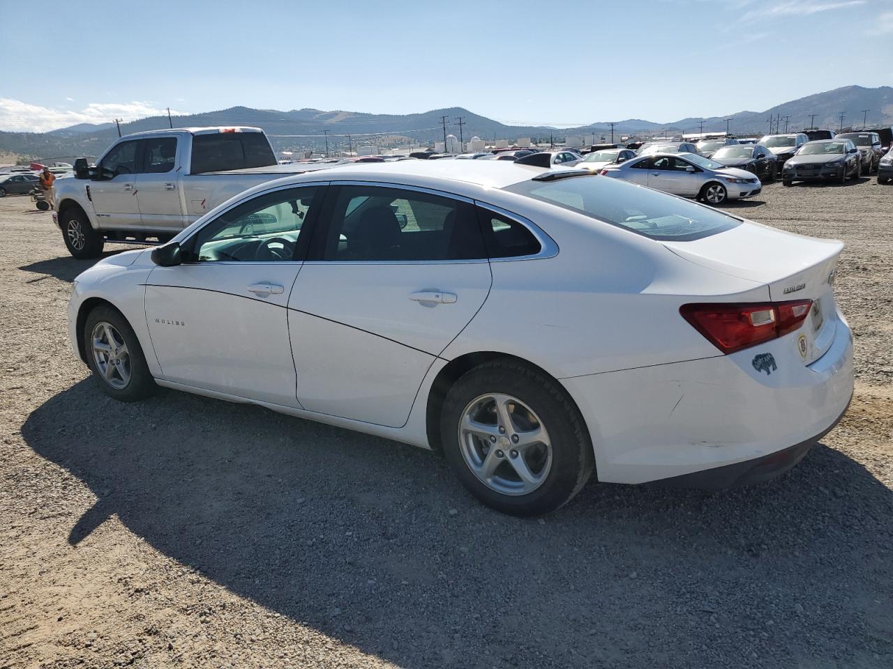 2018 CHEVROLET MALIBU LS photo 3
