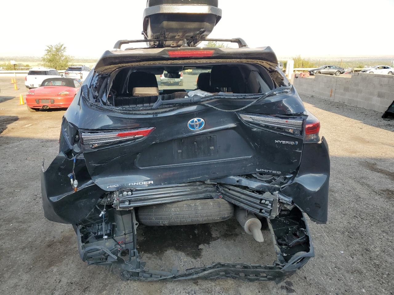 2023 TOYOTA HIGHLANDER HYBRID LIMITED photo 6