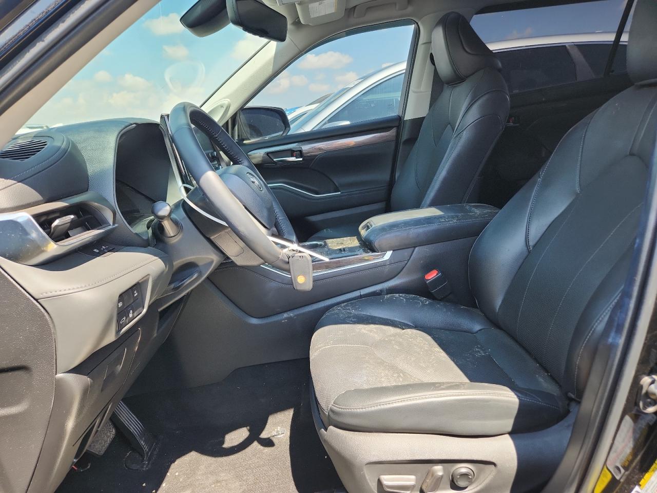 2023 TOYOTA HIGHLANDER HYBRID LIMITED photo 7