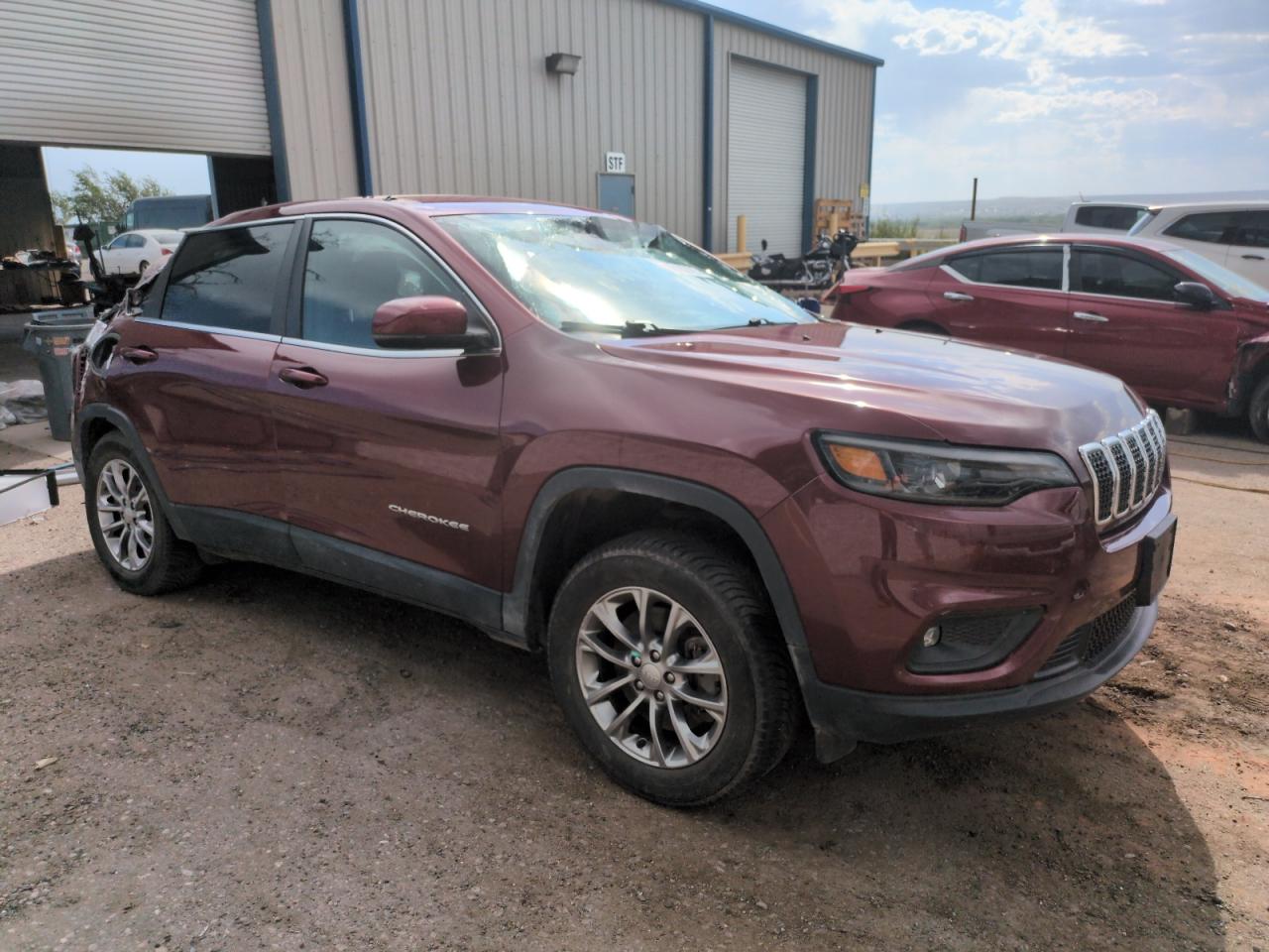 2019 JEEP CHEROKEE LATITUDE PLUS photo 4