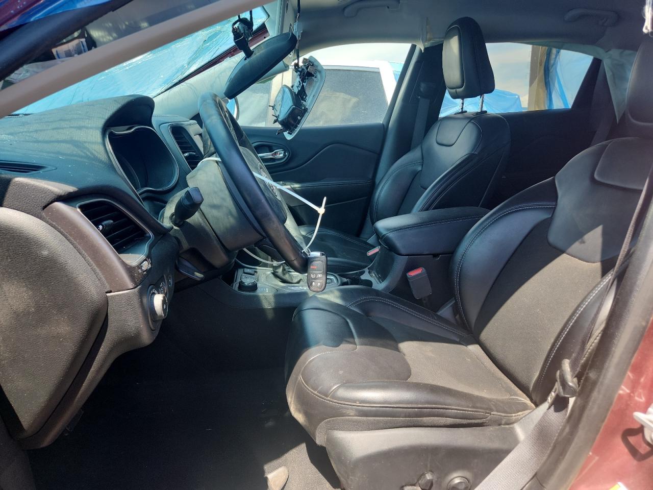 2019 JEEP CHEROKEE LATITUDE PLUS photo 7