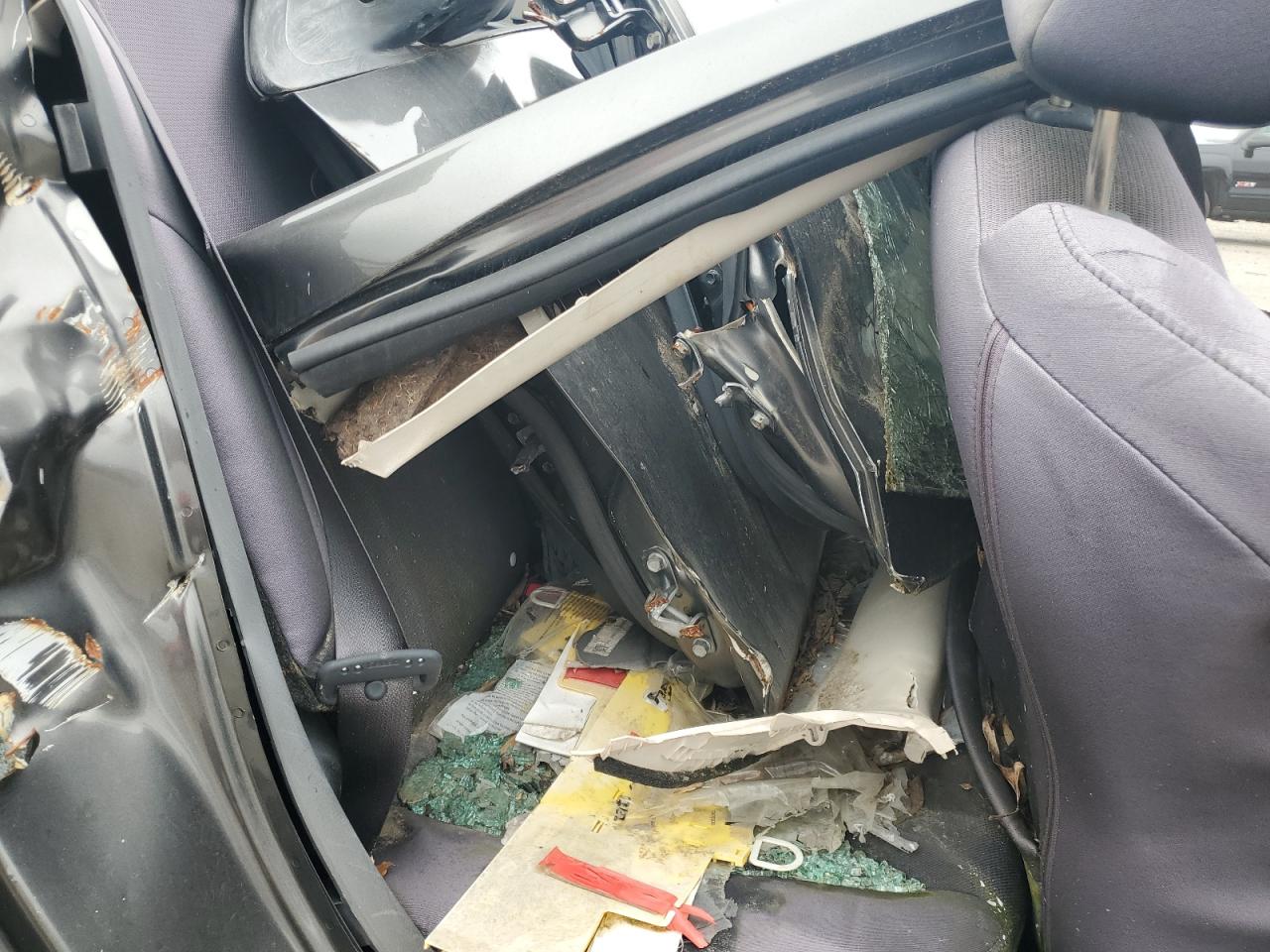 2010 MAZDA 3 S photo 28