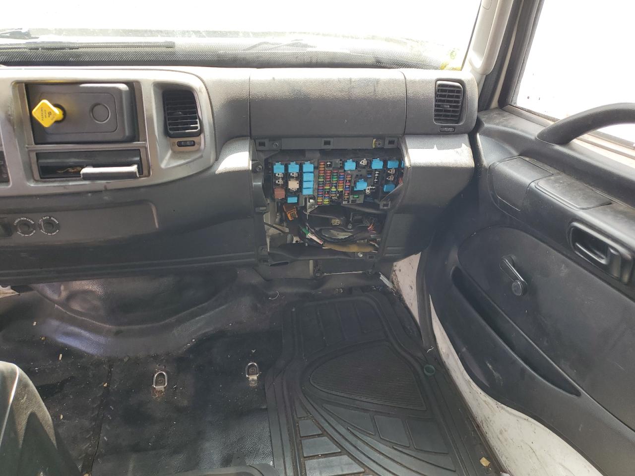 2016 HINO 258/268 photo 9