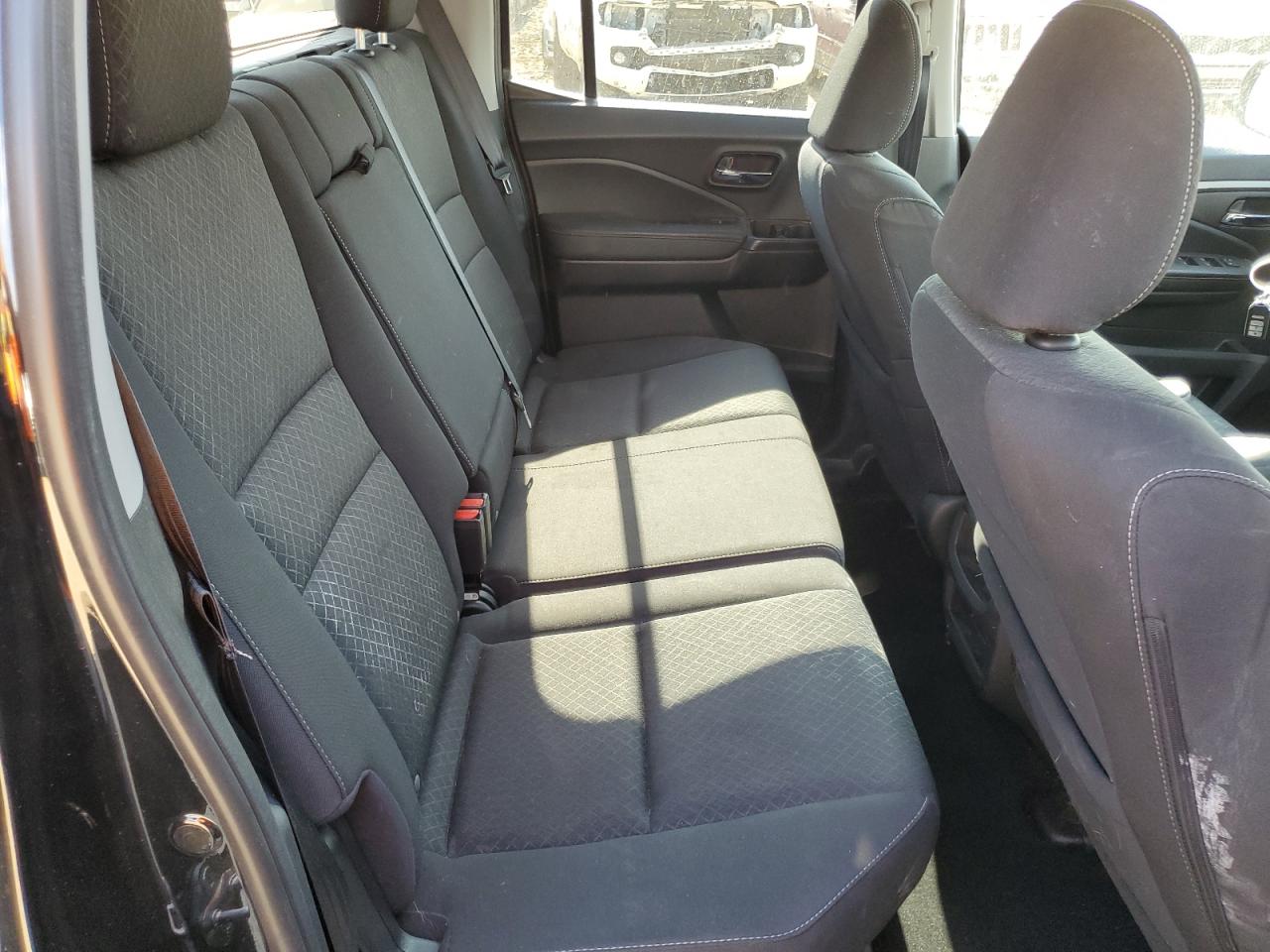 2019 HONDA RIDGELINE SPORT photo 28