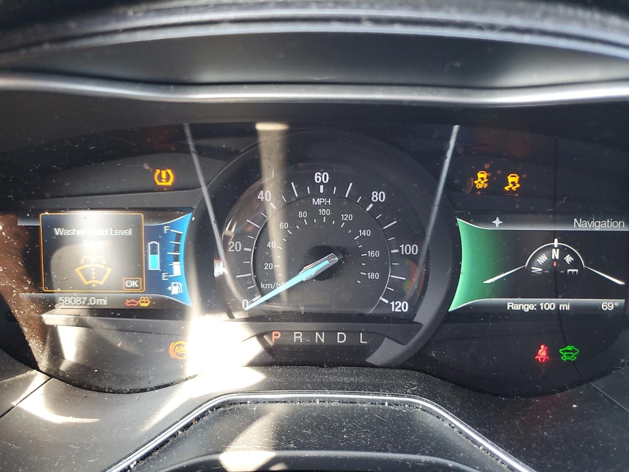 2018 FORD FUSION TITANIUM/PLATINUM HEV photo 33
