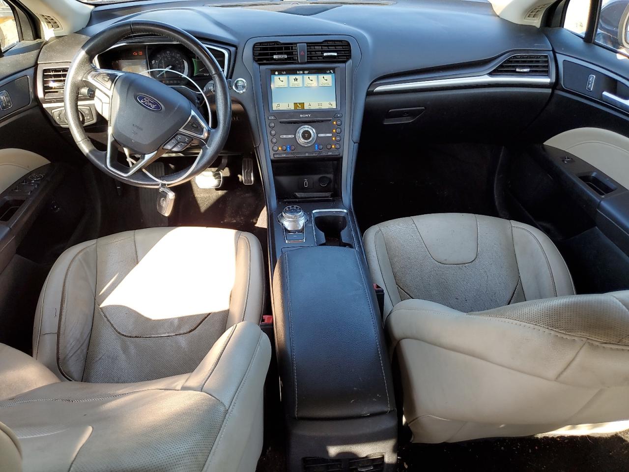2018 FORD FUSION TITANIUM/PLATINUM HEV photo 29