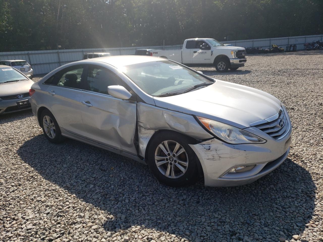 2013 HYUNDAI SONATA GLS photo 4