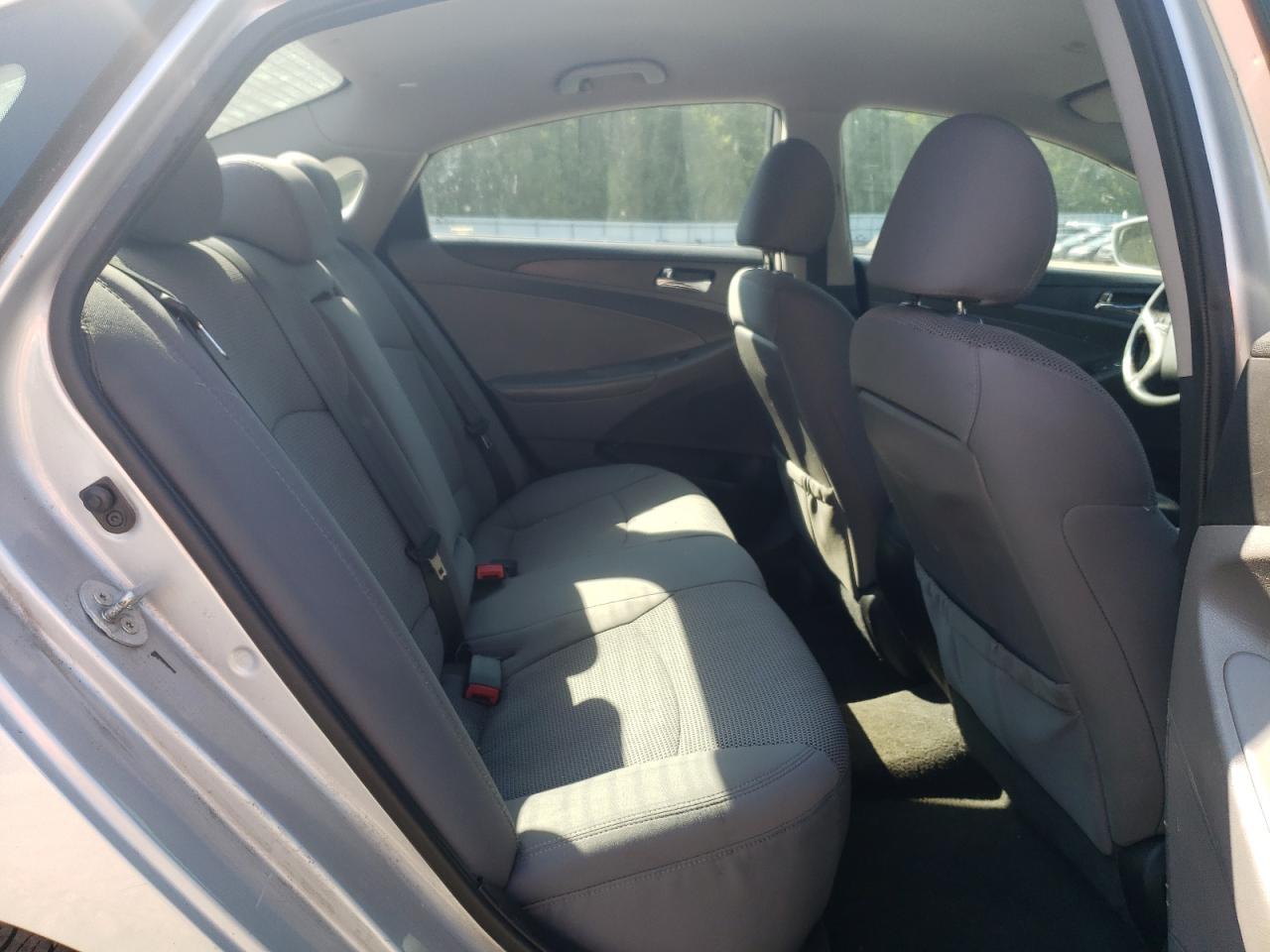 2013 HYUNDAI SONATA GLS photo 10